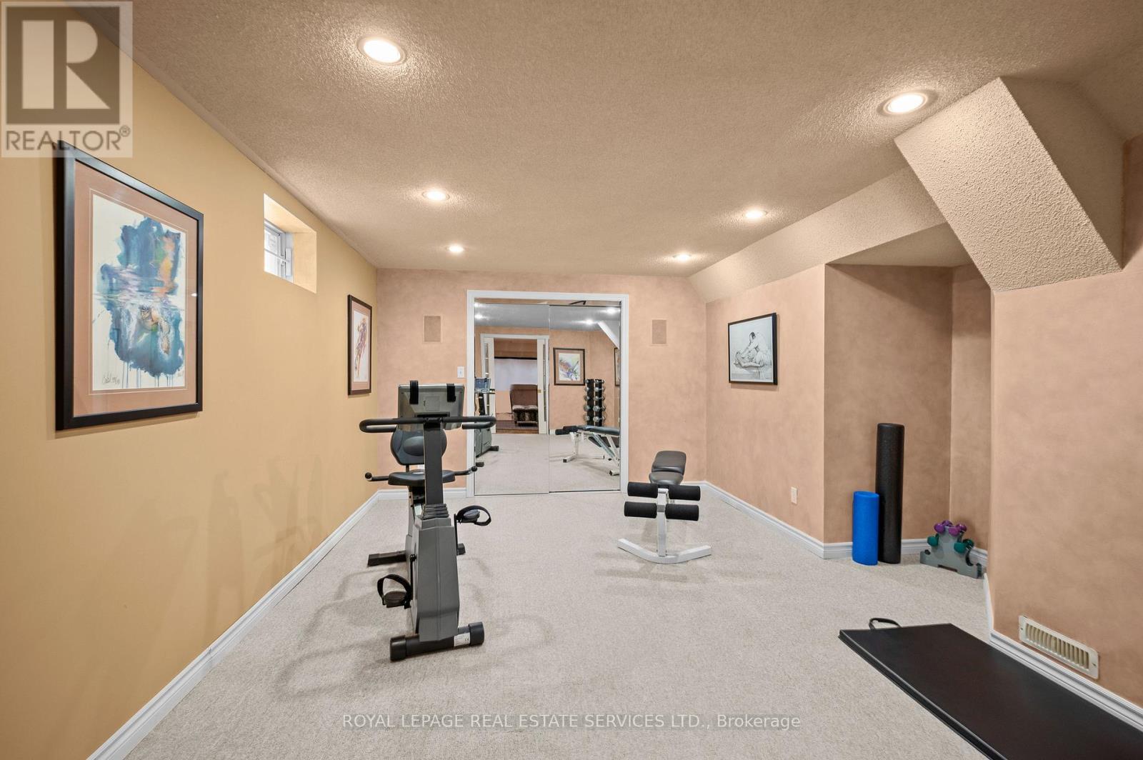 












2224 BRAYS LANE

,
Oakville,




Ontario
L6M3J6

