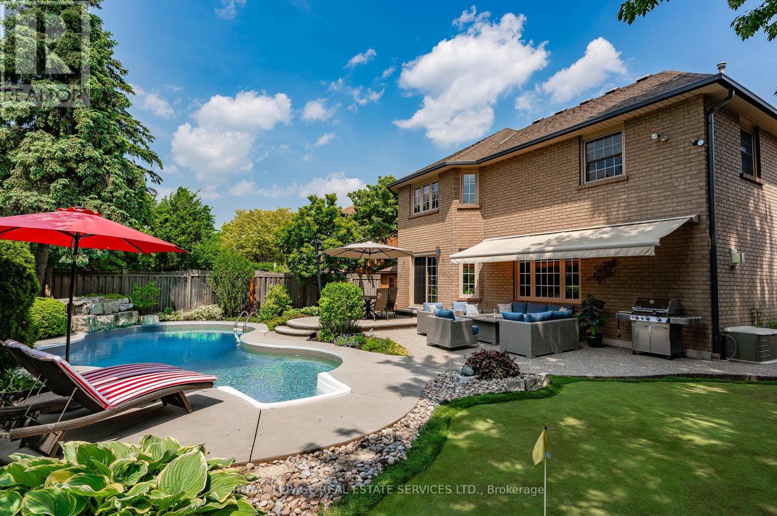 












2224 BRAYS LANE

,
Oakville,




Ontario
L6M3J6

