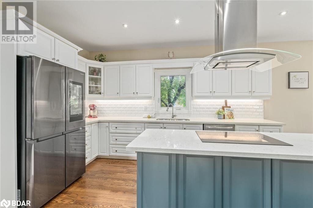 












3 THOMAS Court

,
Glen Williams,




Ontario
L7G5G7

