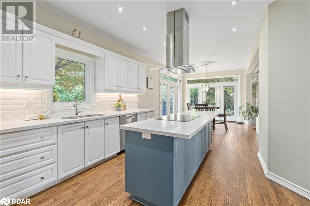 












3 THOMAS Court

,
Glen Williams,




Ontario
L7G5G7

