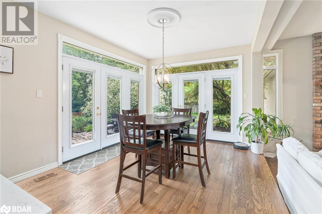 












3 THOMAS Court

,
Glen Williams,




Ontario
L7G5G7

