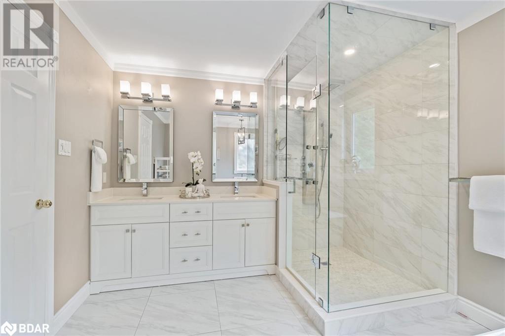 












3 THOMAS Court

,
Glen Williams,




Ontario
L7G5G7

