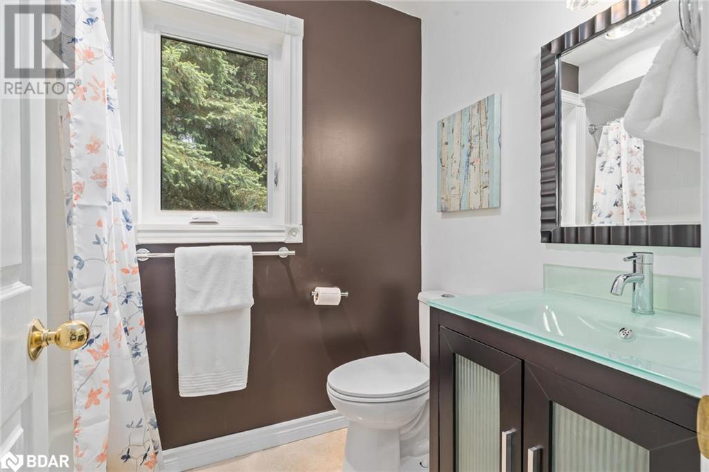 












3 THOMAS Court

,
Glen Williams,




Ontario
L7G5G7

