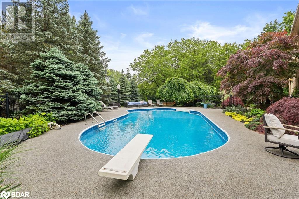 












3 THOMAS Court

,
Glen Williams,




Ontario
L7G5G7

