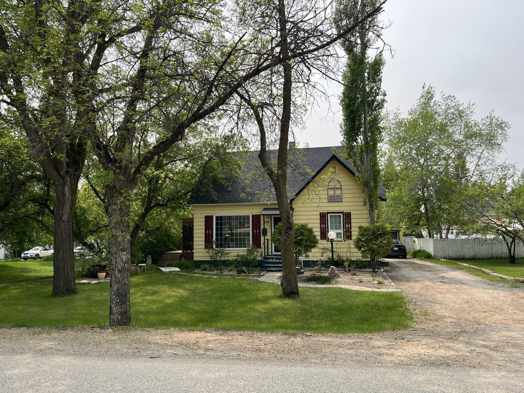 












106 Memorial Avenue S

,
Russell,




Manitoba
R0J1W0

