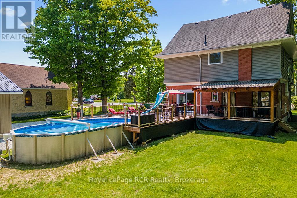 












136 QUEEN STREET W

,
South Bruce Peninsula,




Ontario
N0H1P0

