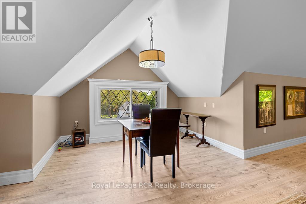 












136 QUEEN STREET W

,
South Bruce Peninsula,




Ontario
N0H1P0


