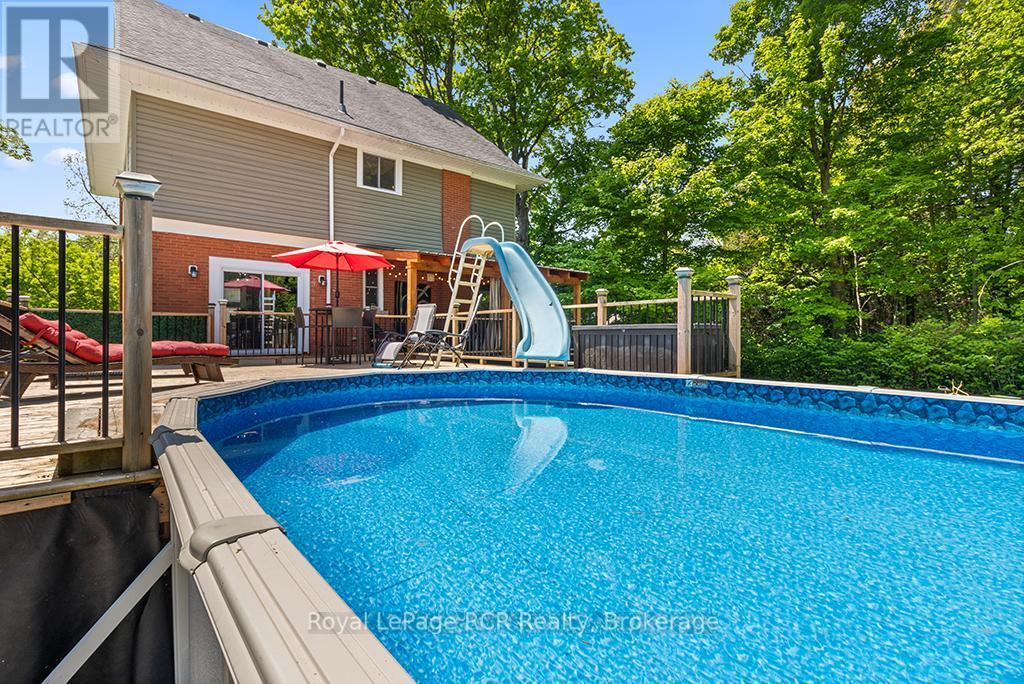 












136 QUEEN STREET W

,
South Bruce Peninsula,




Ontario
N0H1P0

