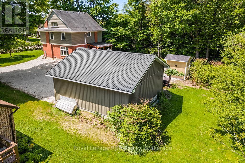 












136 QUEEN STREET W

,
South Bruce Peninsula,




Ontario
N0H1P0

