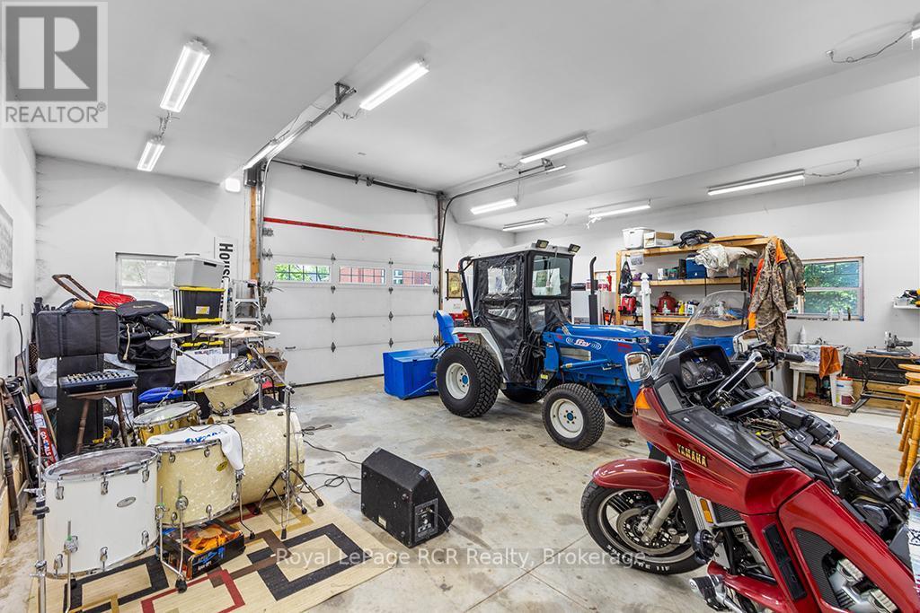 












136 QUEEN STREET W

,
South Bruce Peninsula,




Ontario
N0H1P0

