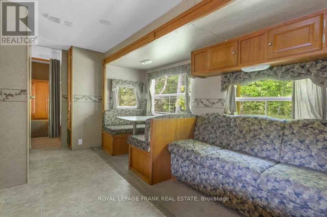 












4 WOLF LAKE ROAD

,
Madoc,







Ontario
K0K1Y0

