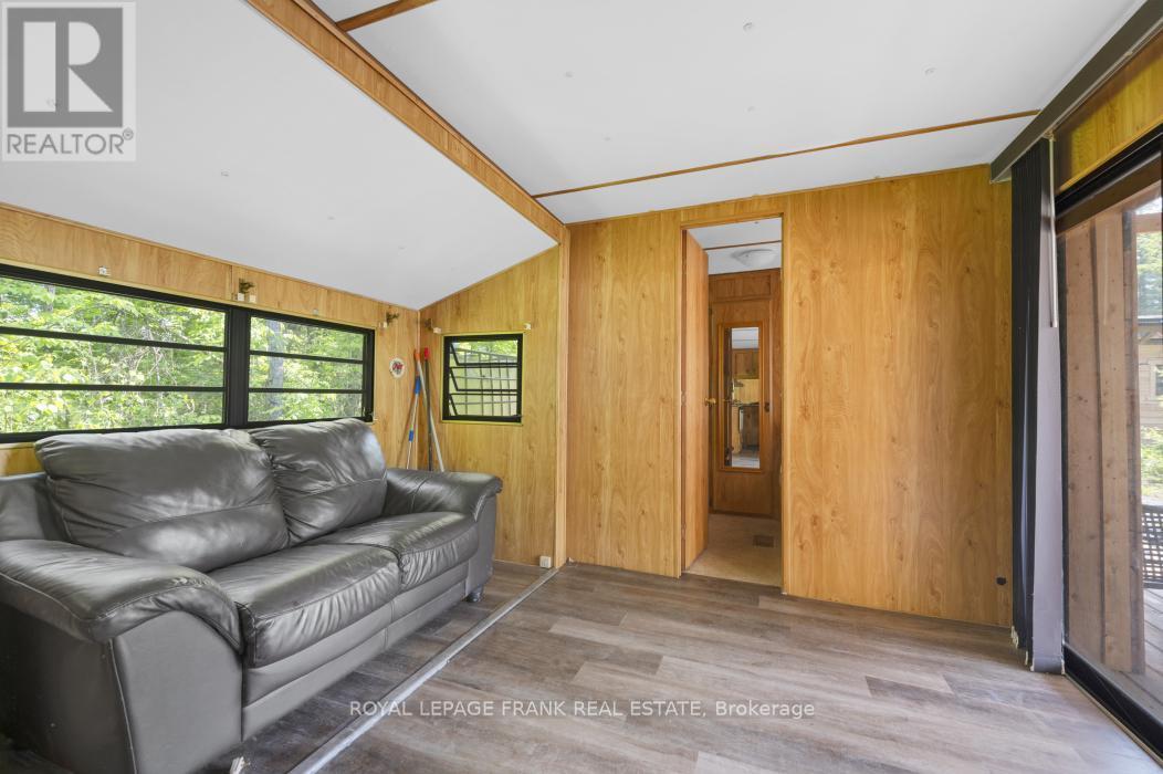 












4 WOLF LAKE ROAD

,
Madoc,







Ontario
K0K1Y0

