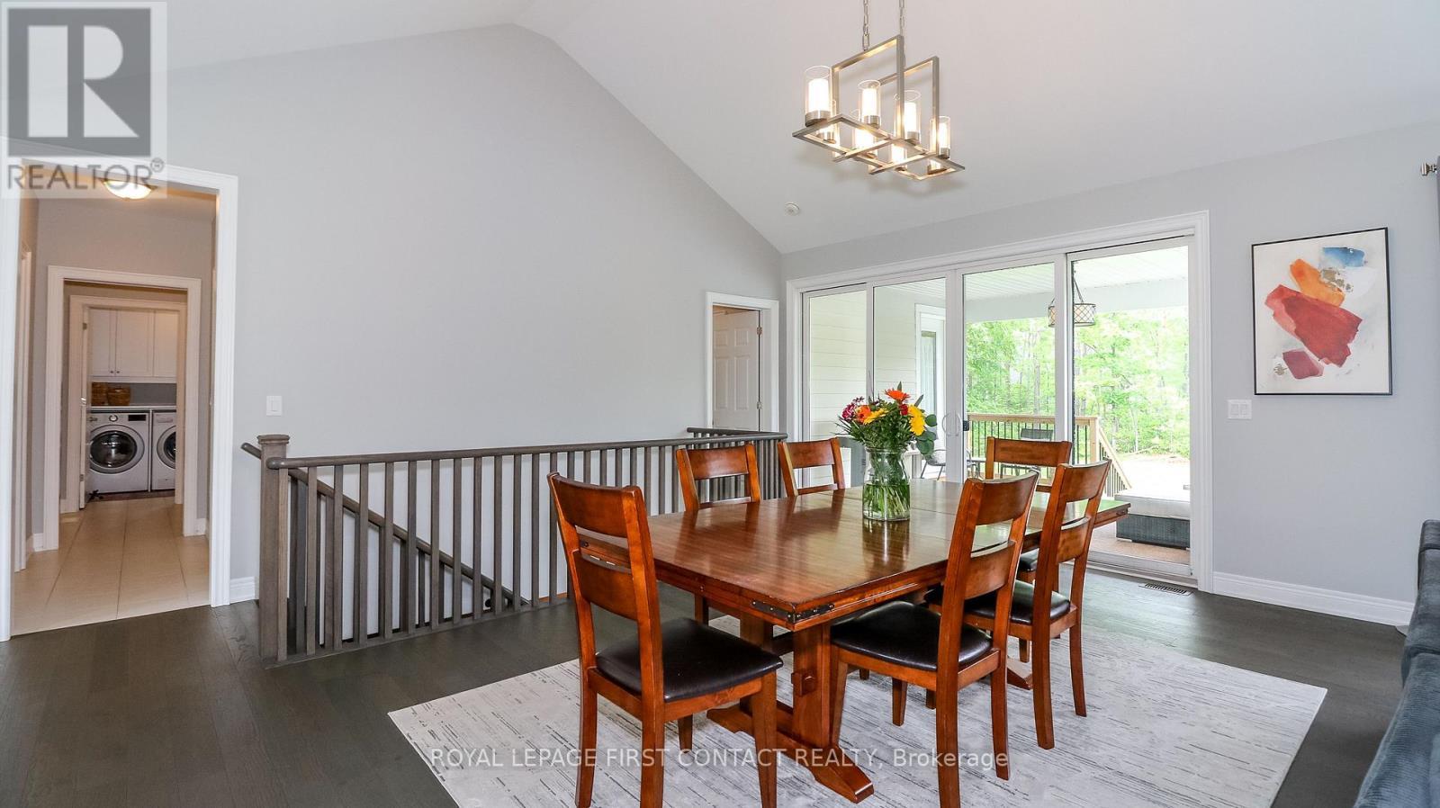 












2066 ELANA DRIVE

,
Severn,




Ontario
L3V0C2

