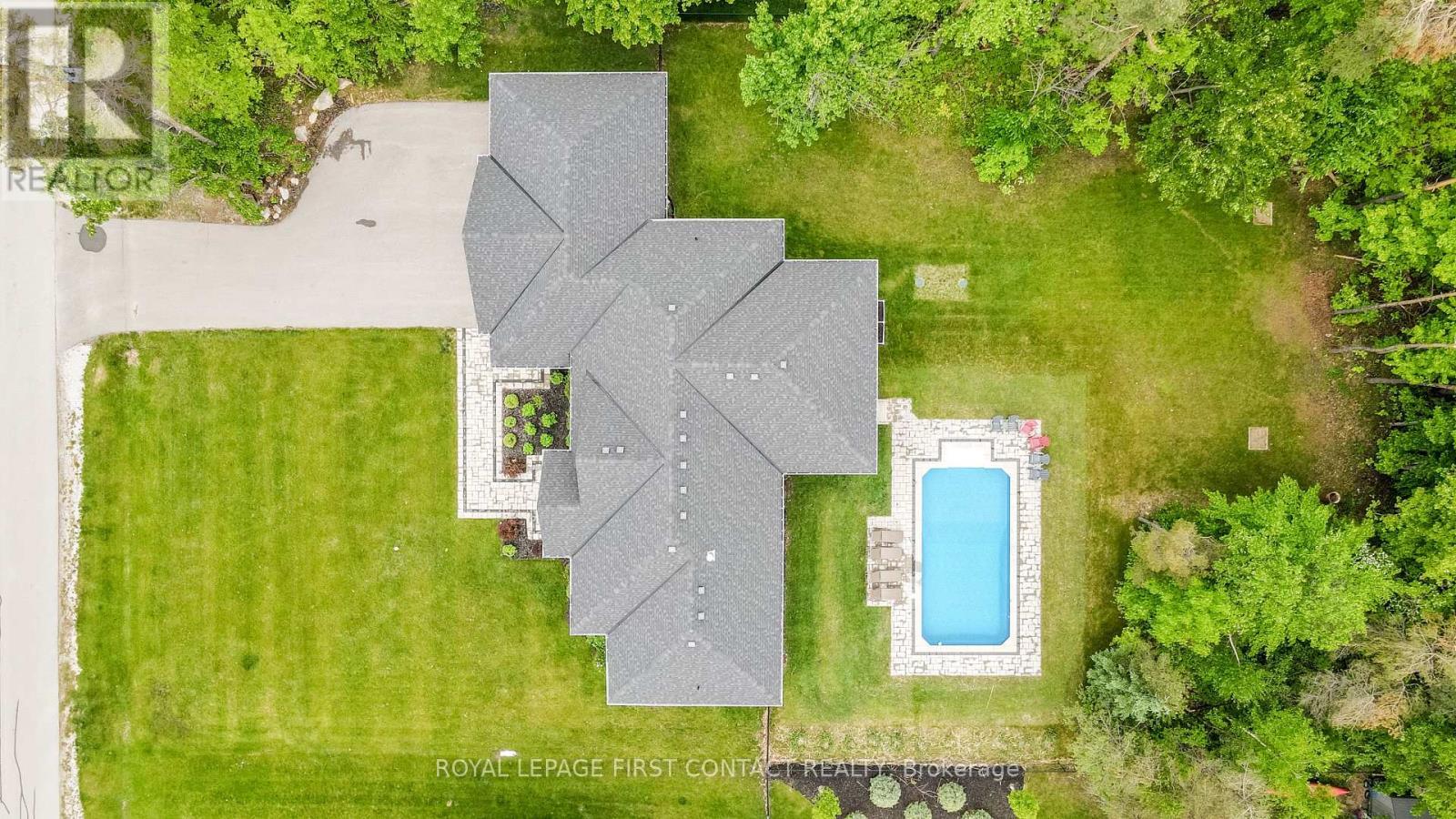 












2066 ELANA DRIVE

,
Severn,




Ontario
L3V0C2

