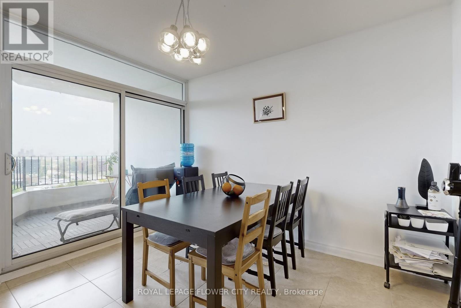 












1102 - 1333 BLOOR STREET

,
Mississauga,




Ontario
L4Y3T6

