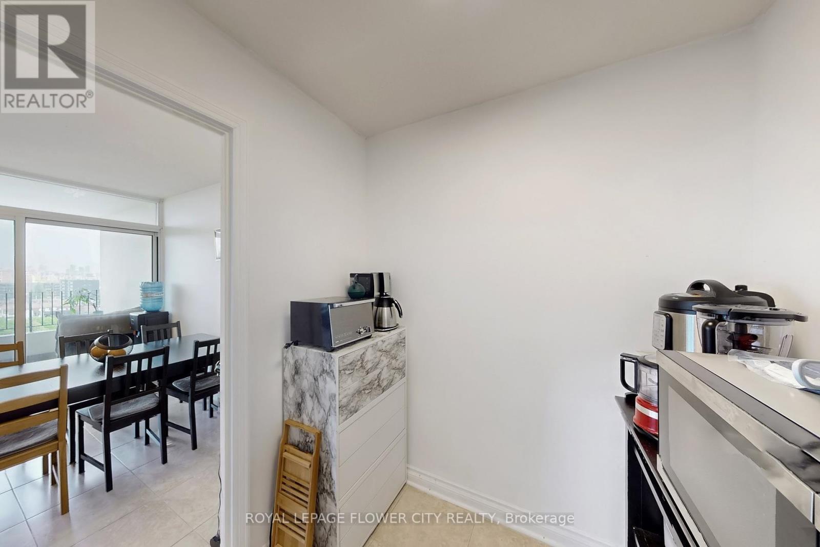 












1102 - 1333 BLOOR STREET

,
Mississauga,




Ontario
L4Y3T6

