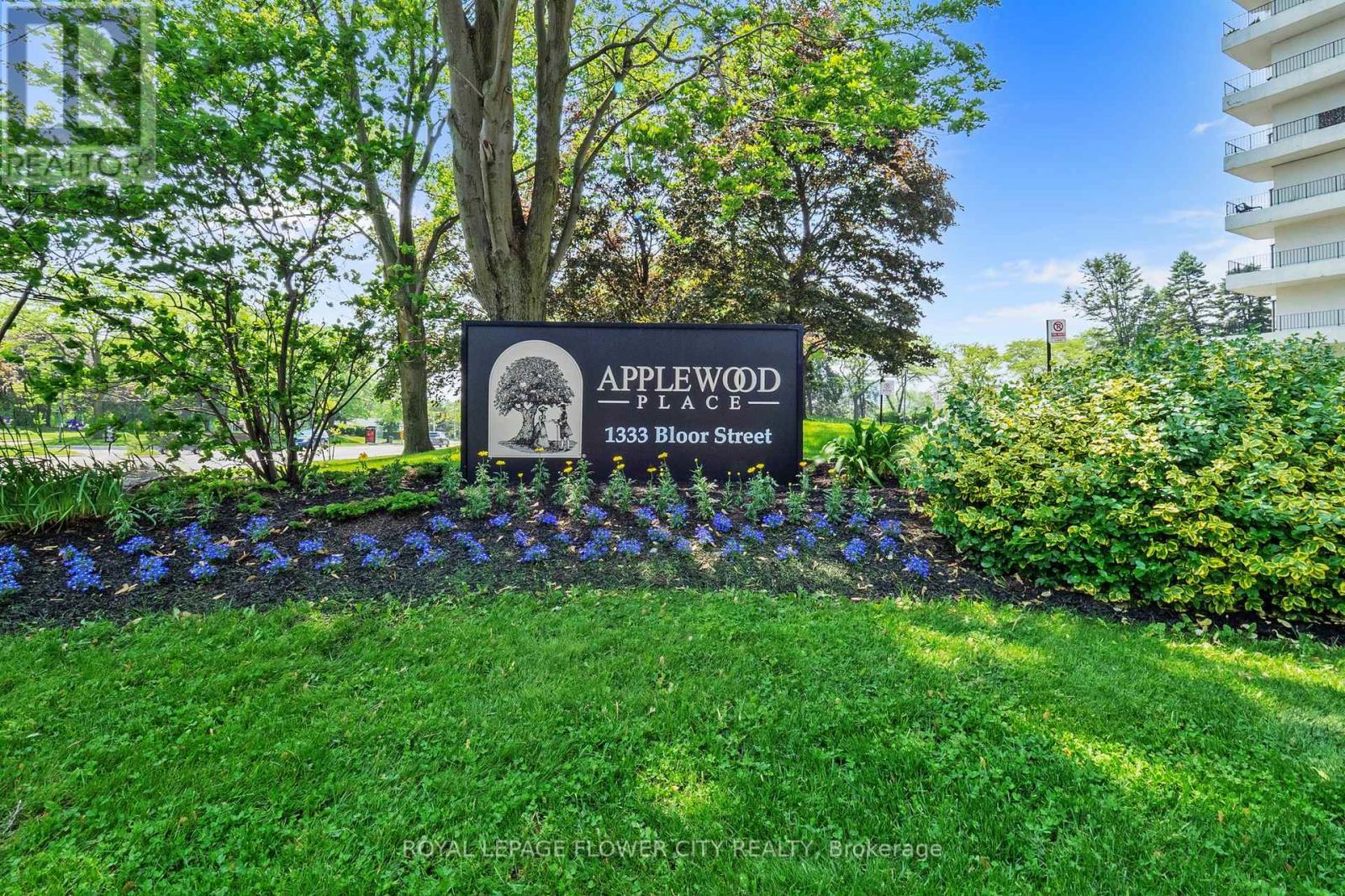 












1102 - 1333 BLOOR STREET

,
Mississauga,




Ontario
L4Y3T6

