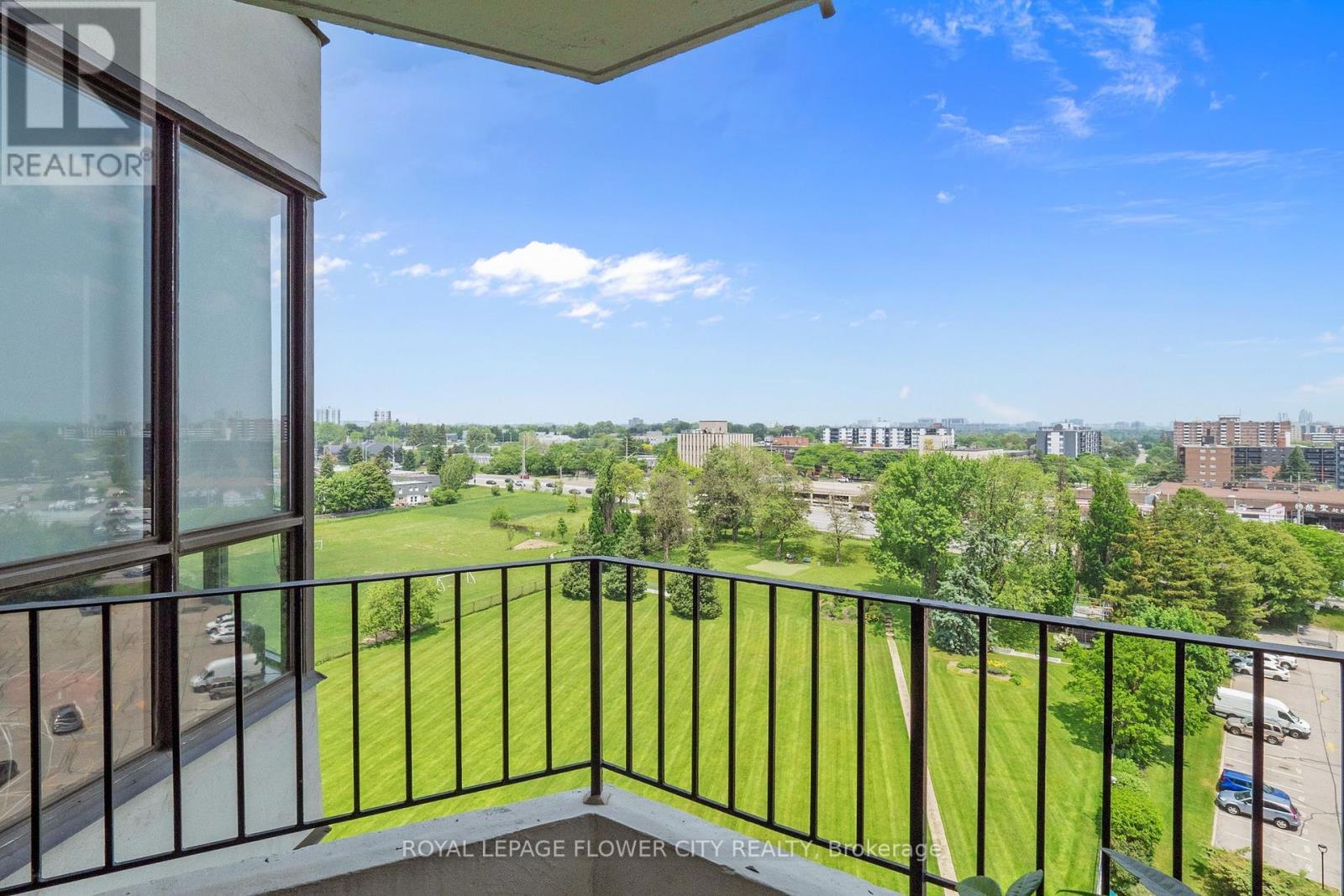 












1102 - 1333 BLOOR STREET

,
Mississauga,




Ontario
L4Y3T6

