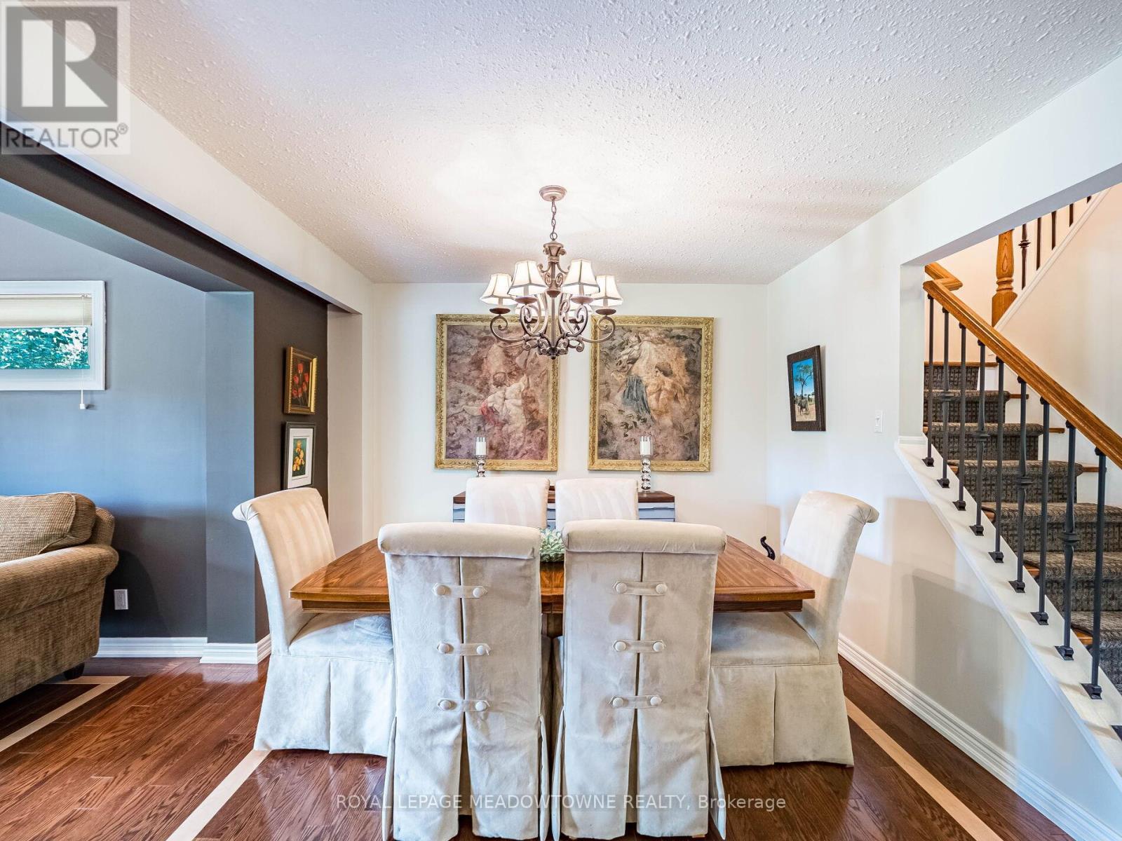 












7208 JOLIETTE CRESCENT

,
Mississauga,




Ontario
L5N1Z3

