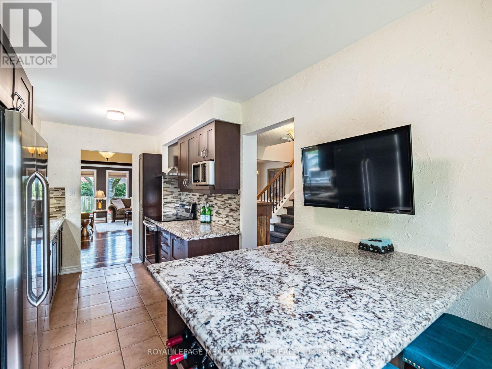 












7208 JOLIETTE CRESCENT

,
Mississauga,




Ontario
L5N1Z3

