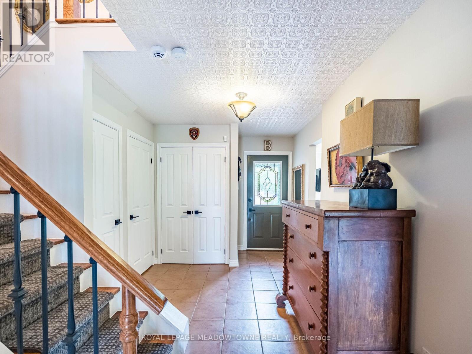 












7208 JOLIETTE CRESCENT

,
Mississauga,




Ontario
L5N1Z3

