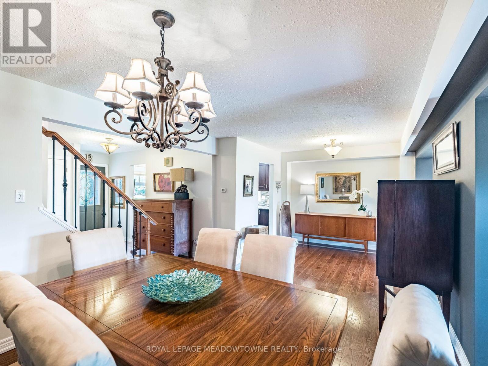 












7208 JOLIETTE CRESCENT

,
Mississauga,




Ontario
L5N1Z3

