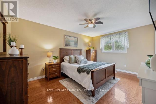 












12 LINTON COURT

,
Uxbridge,




Ontario
L9P1L6

