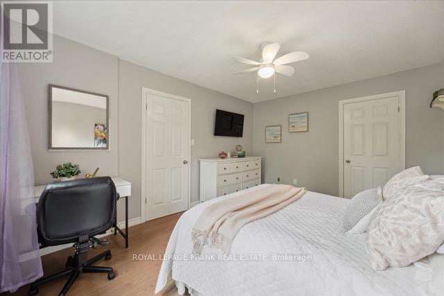












12 LINTON COURT

,
Uxbridge,




Ontario
L9P1L6

