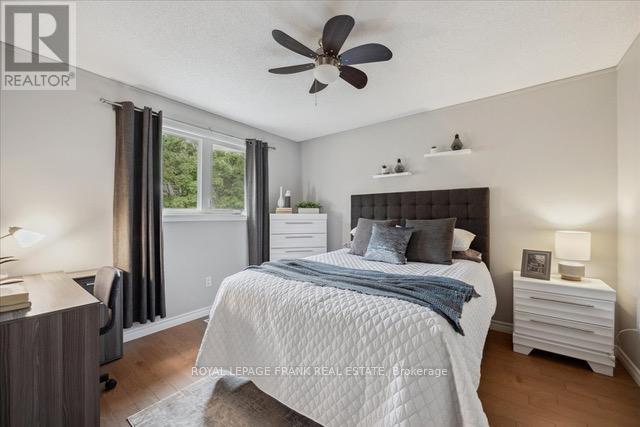 












12 LINTON COURT

,
Uxbridge,




Ontario
L9P1L6

