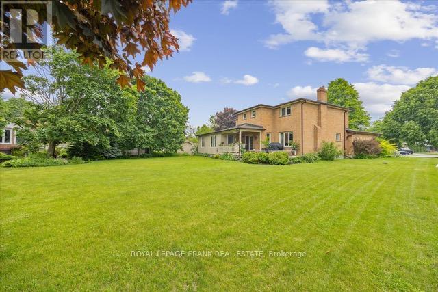 












12 LINTON COURT

,
Uxbridge,




Ontario
L9P1L6


