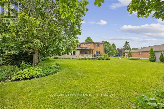 












12 LINTON COURT

,
Uxbridge,




Ontario
L9P1L6

