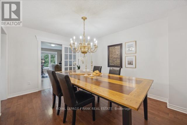 












12 LINTON COURT

,
Uxbridge,




Ontario
L9P1L6

