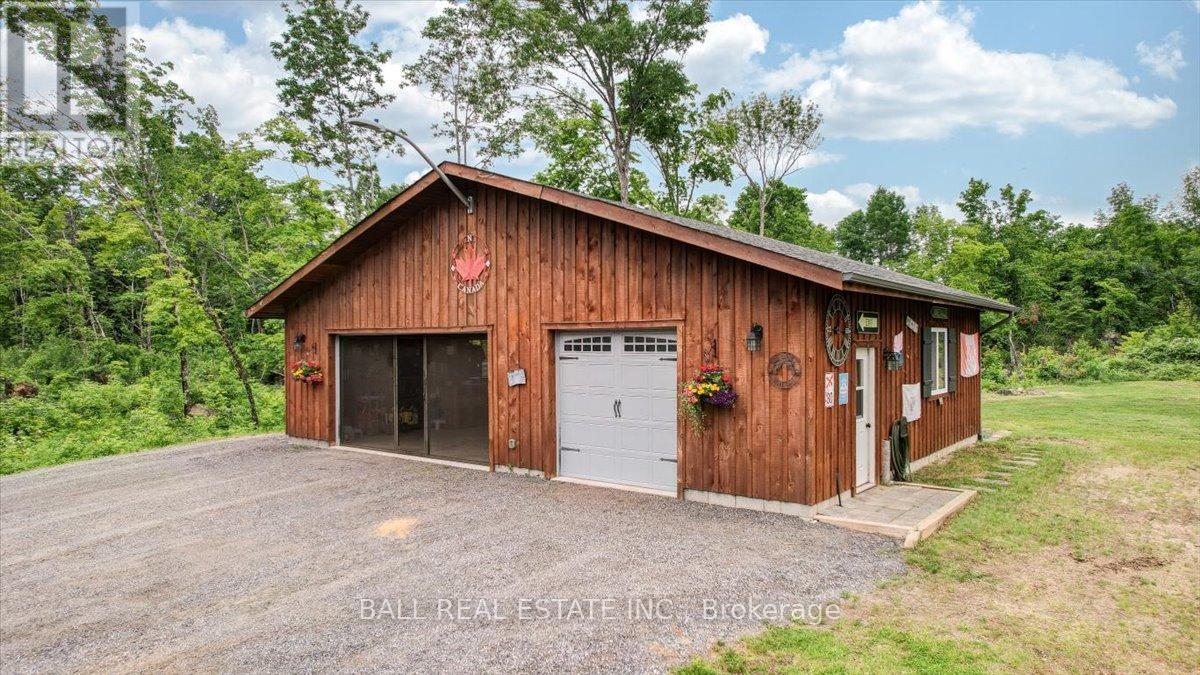 












944 STEENBURG LAKE ROAD N

,
Limerick,




Ontario
K0L1W0

