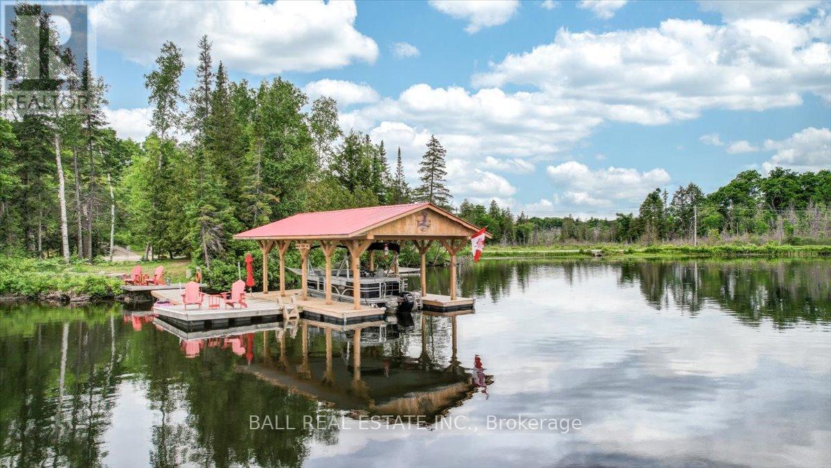 












944 STEENBURG LAKE ROAD N

,
Limerick,




Ontario
K0L1W0

