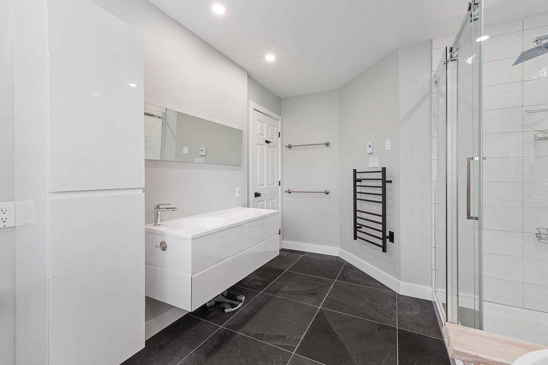 









9127


Rue Saroy

,
Sherbrooke (Brompton/Rock Forest/Saint-Élie/Deauville),




QC
J1N3J2


