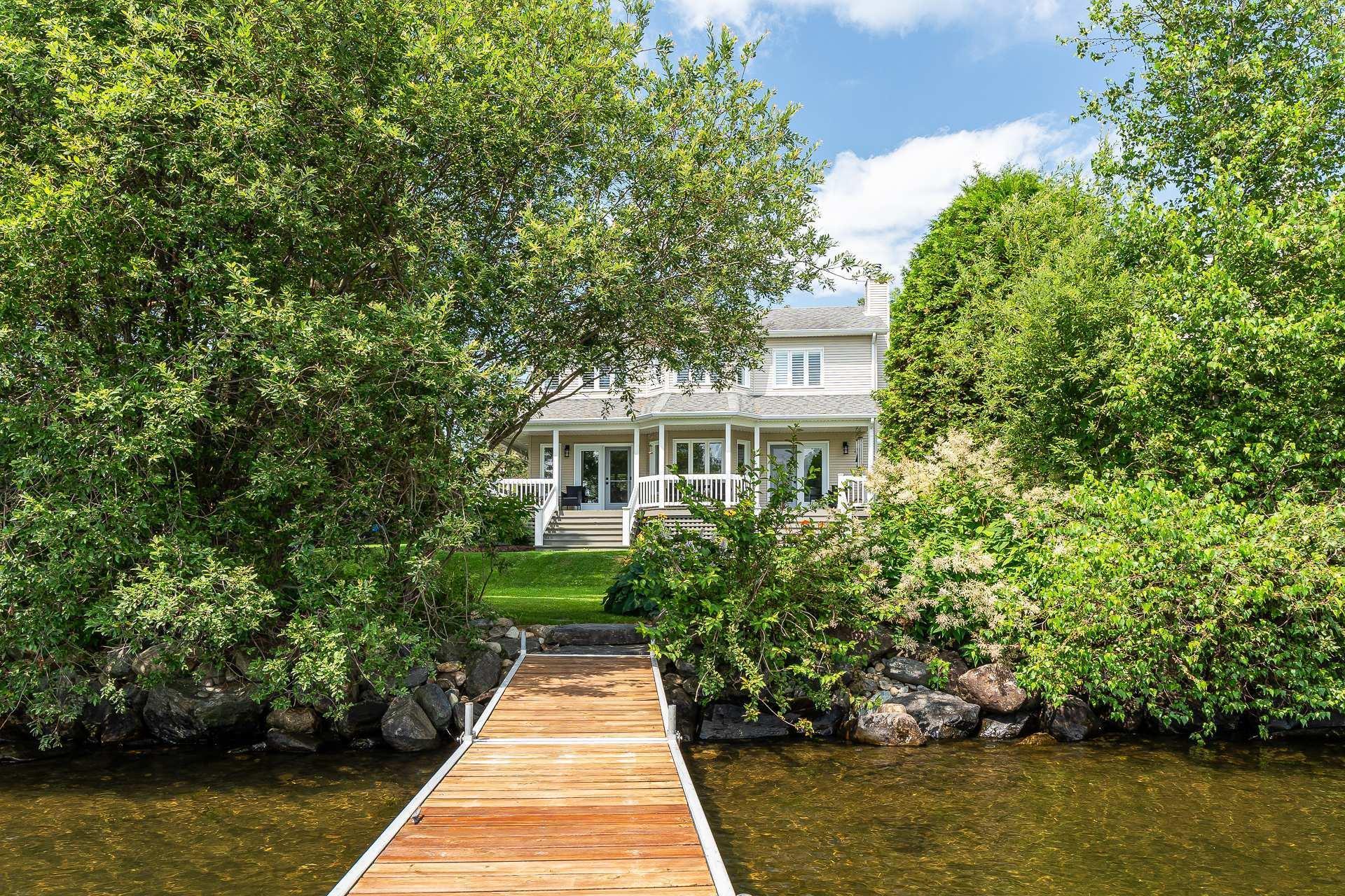 









9127


Rue Saroy

,
Sherbrooke (Brompton/Rock Forest/Saint-Élie/Deauville),




QC
J1N3J2

