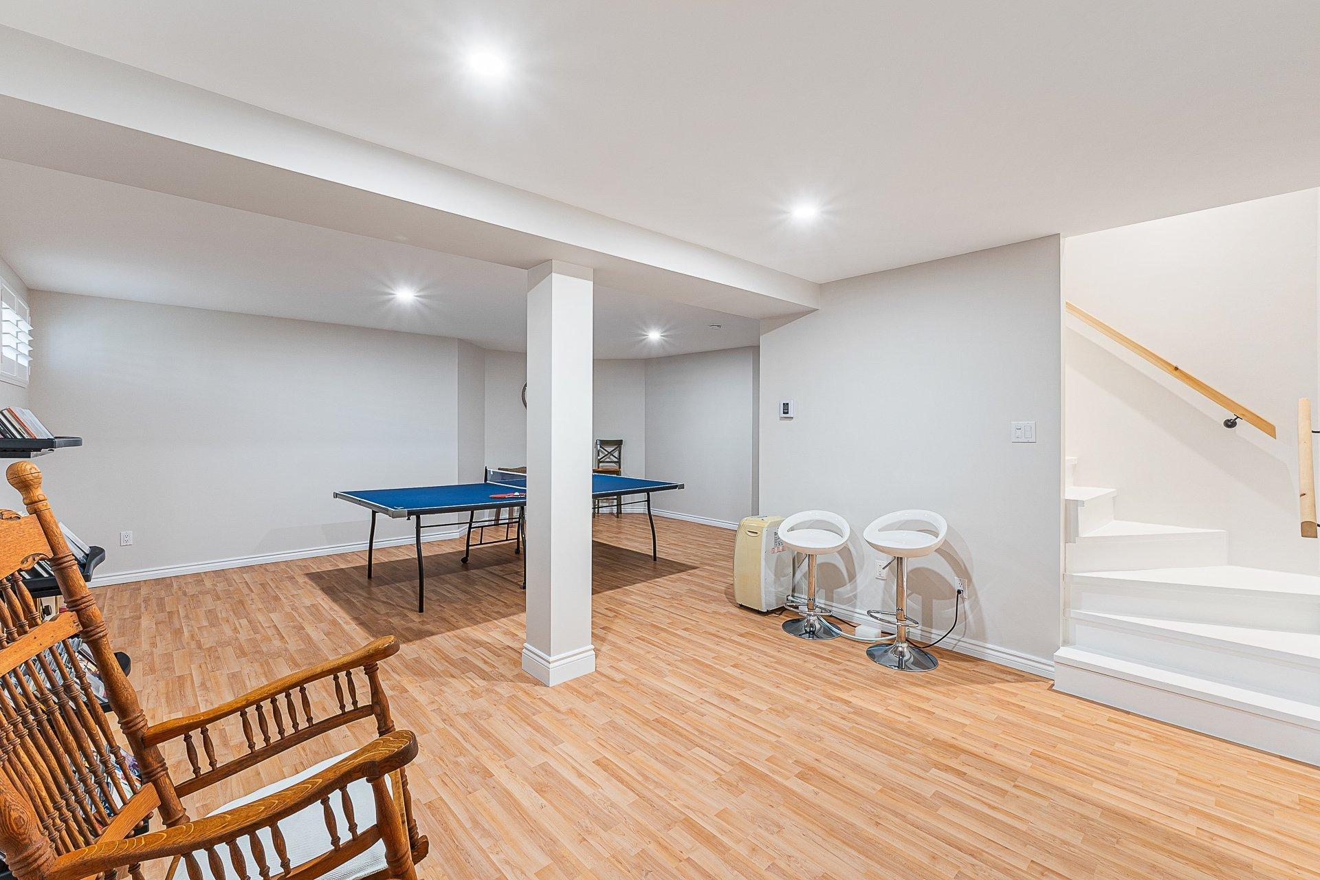 









9127


Rue Saroy

,
Sherbrooke (Brompton/Rock Forest/Saint-Élie/Deauville),




QC
J1N3J2

