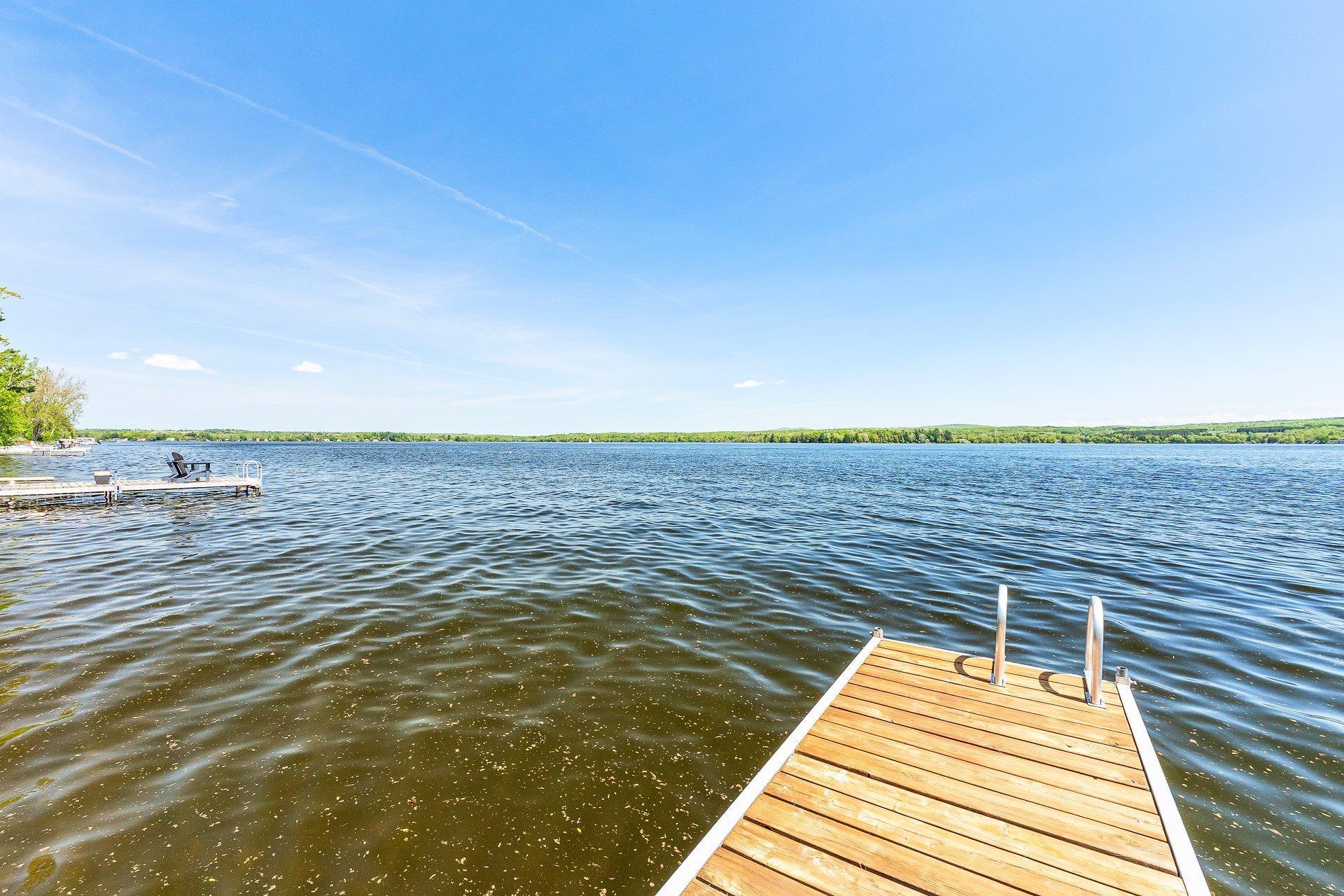 









9127


Rue Saroy

,
Sherbrooke (Brompton/Rock Forest/Saint-Élie/Deauville),




QC
J1N3J2

