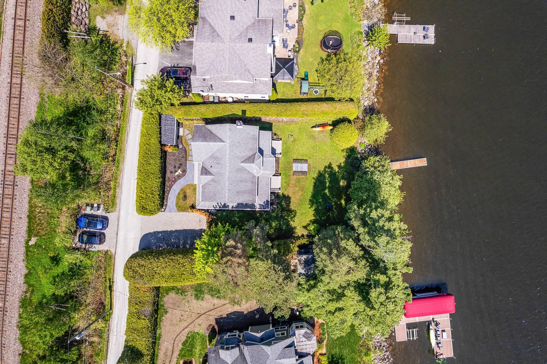 









9127


Rue Saroy

,
Sherbrooke (Brompton/Rock Forest/Saint-Élie/Deauville),




QC
J1N3J2

