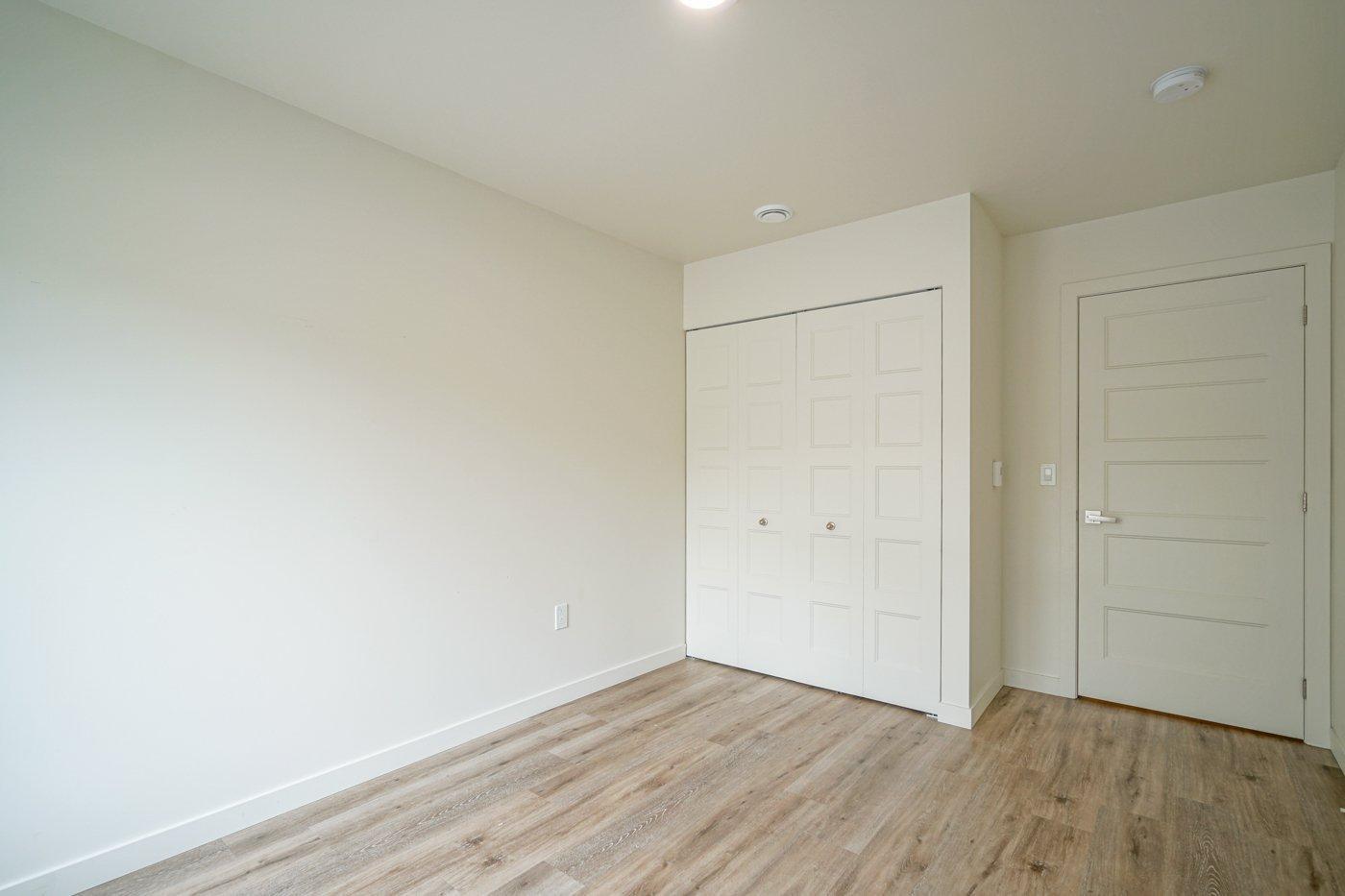 









765


Rue Rachel-Hébert

,
Coaticook,




QC
J1A0C5

