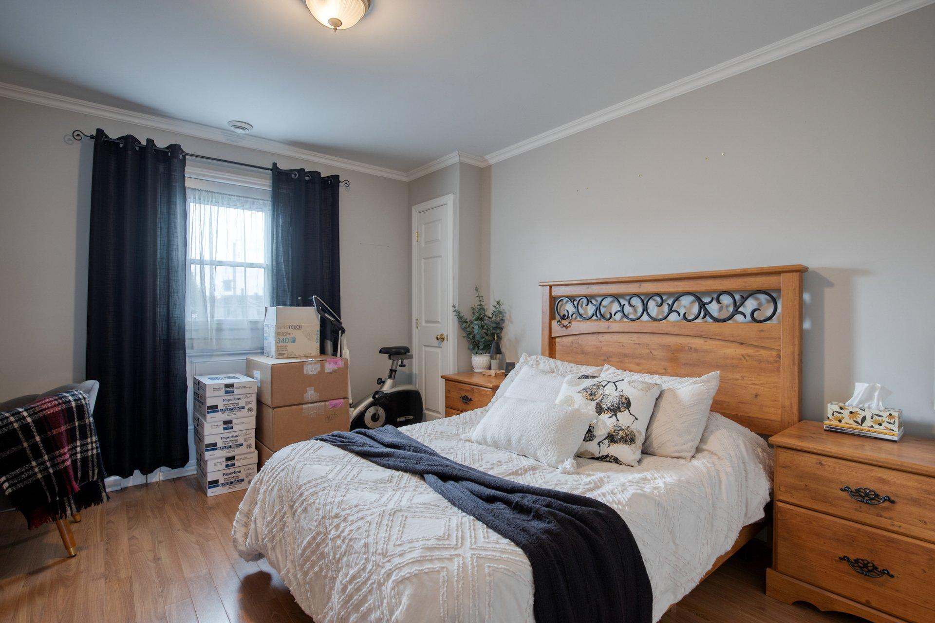 









14695

 - 14705


Av. des Érables-Argentés

,
Saint-Hyacinthe,




QC
J2R1M3


