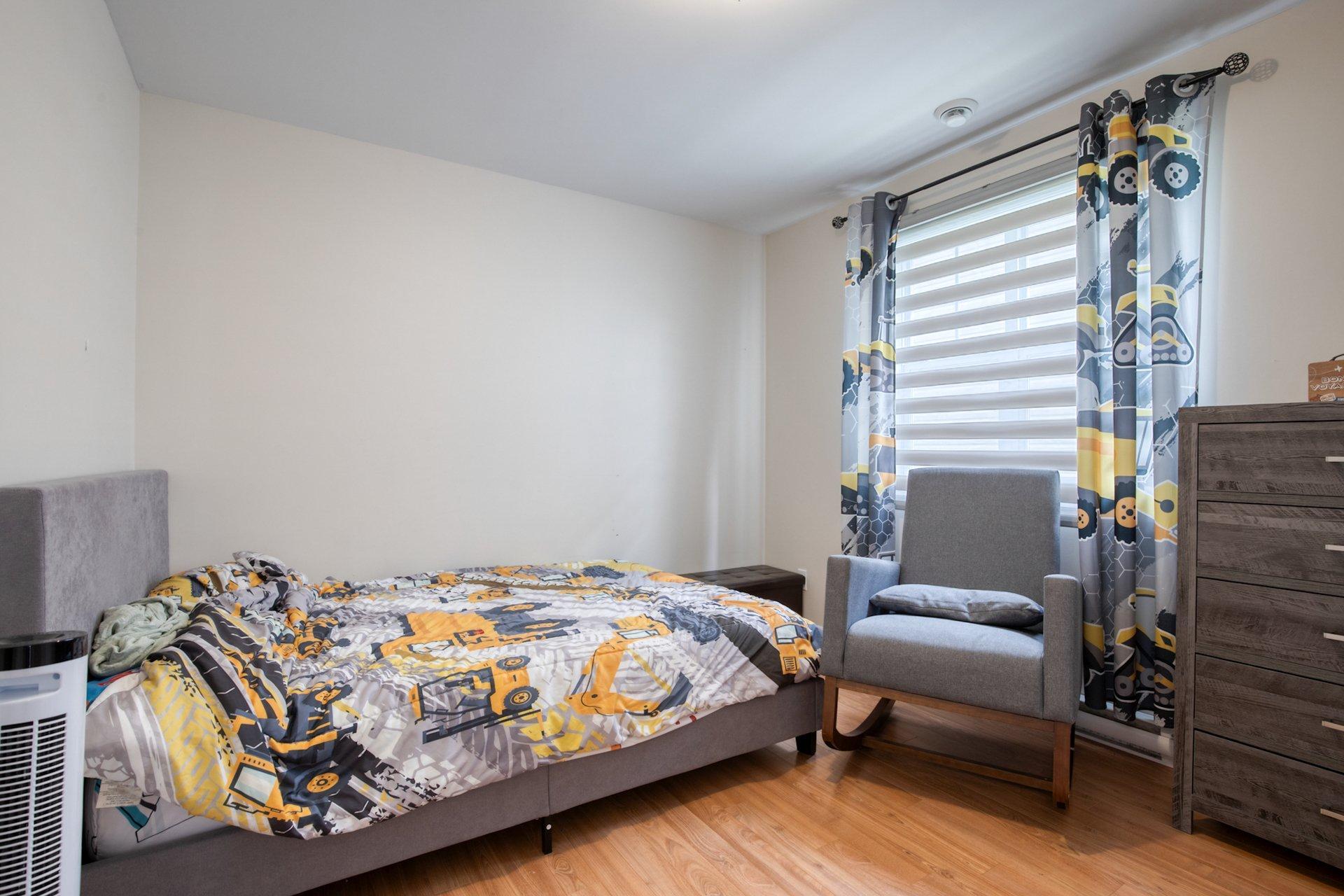 









14695

 - 14705


Av. des Érables-Argentés

,
Saint-Hyacinthe,




QC
J2R1M3

