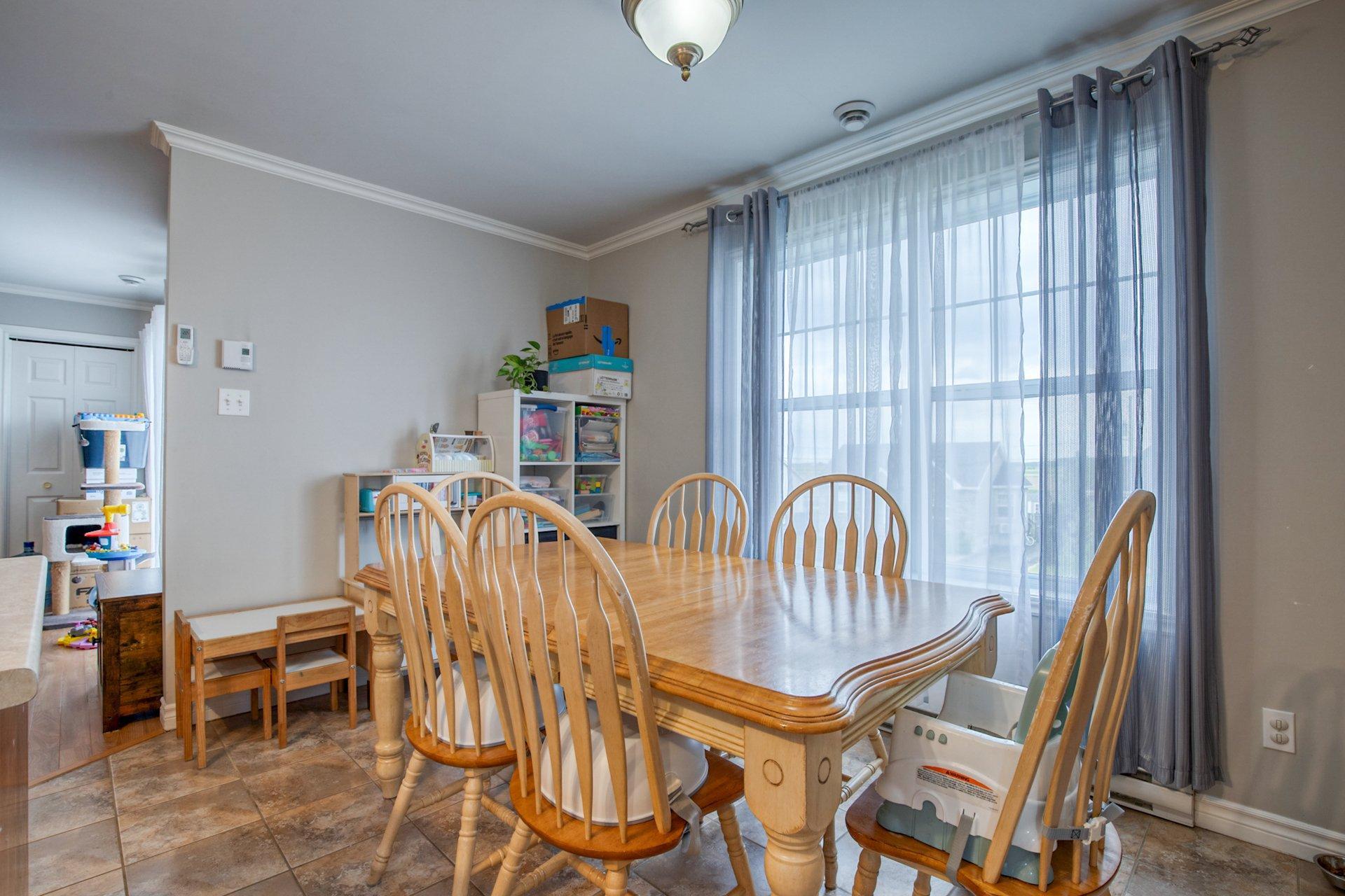 









14695

 - 14705


Av. des Érables-Argentés

,
Saint-Hyacinthe,




QC
J2R1M3

