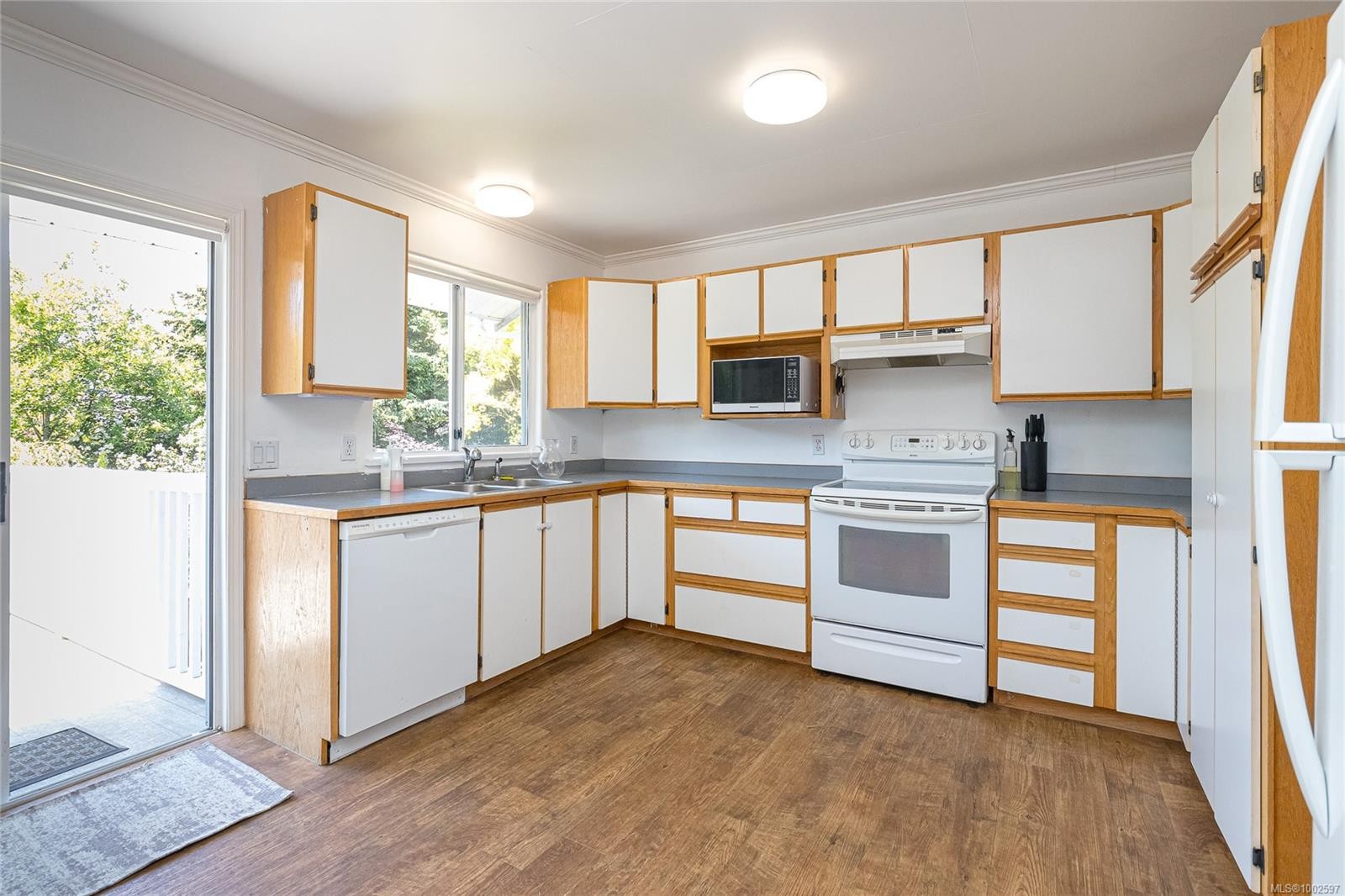 









2236


Tara

Pl,
Sooke,




BC
V9Z 0H6

