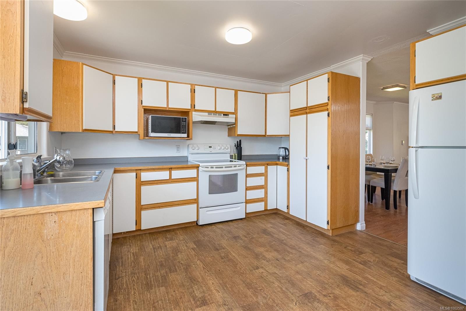 









2236


Tara

Pl,
Sooke,




BC
V9Z 0H6

