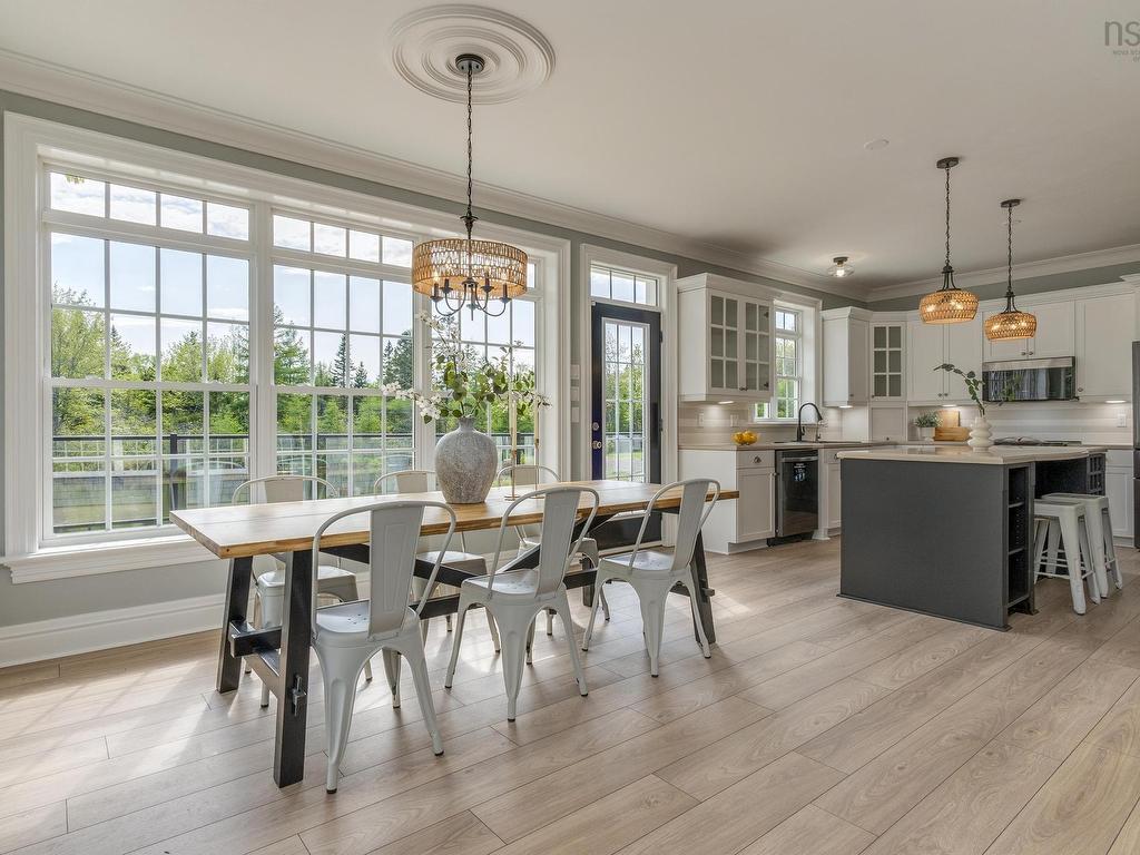 












16 Harvest Lane

,
Upper Tantallon,




NS
B3Z 1L3


