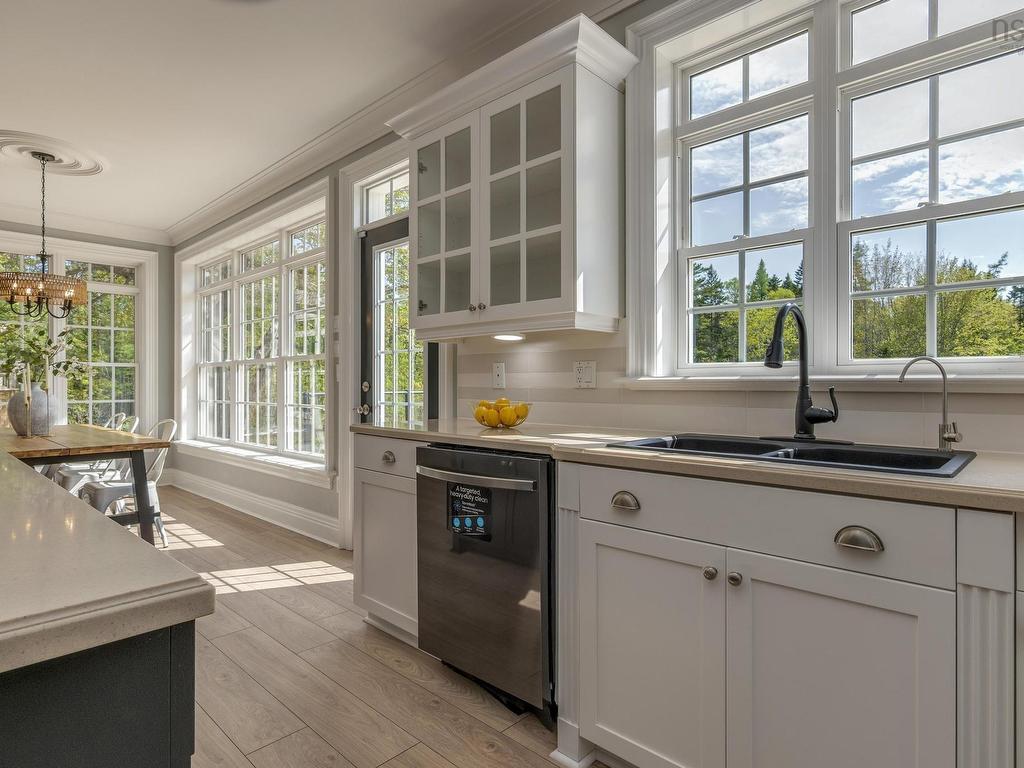 












16 Harvest Lane

,
Upper Tantallon,




NS
B3Z 1L3

