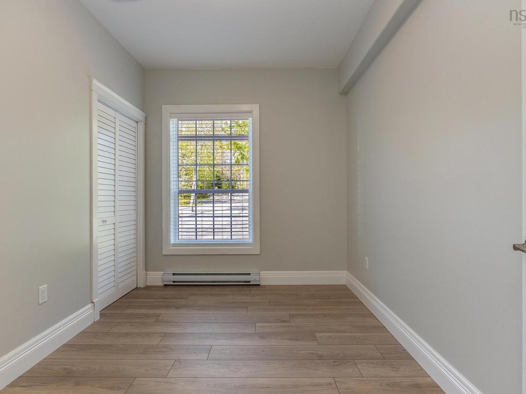 












16 Harvest Lane

,
Upper Tantallon,




NS
B3Z 1L3

