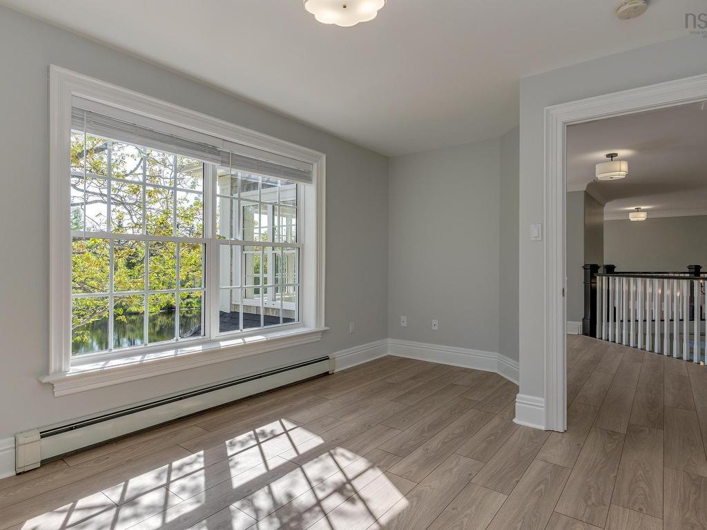 












16 Harvest Lane

,
Upper Tantallon,




NS
B3Z 1L3

