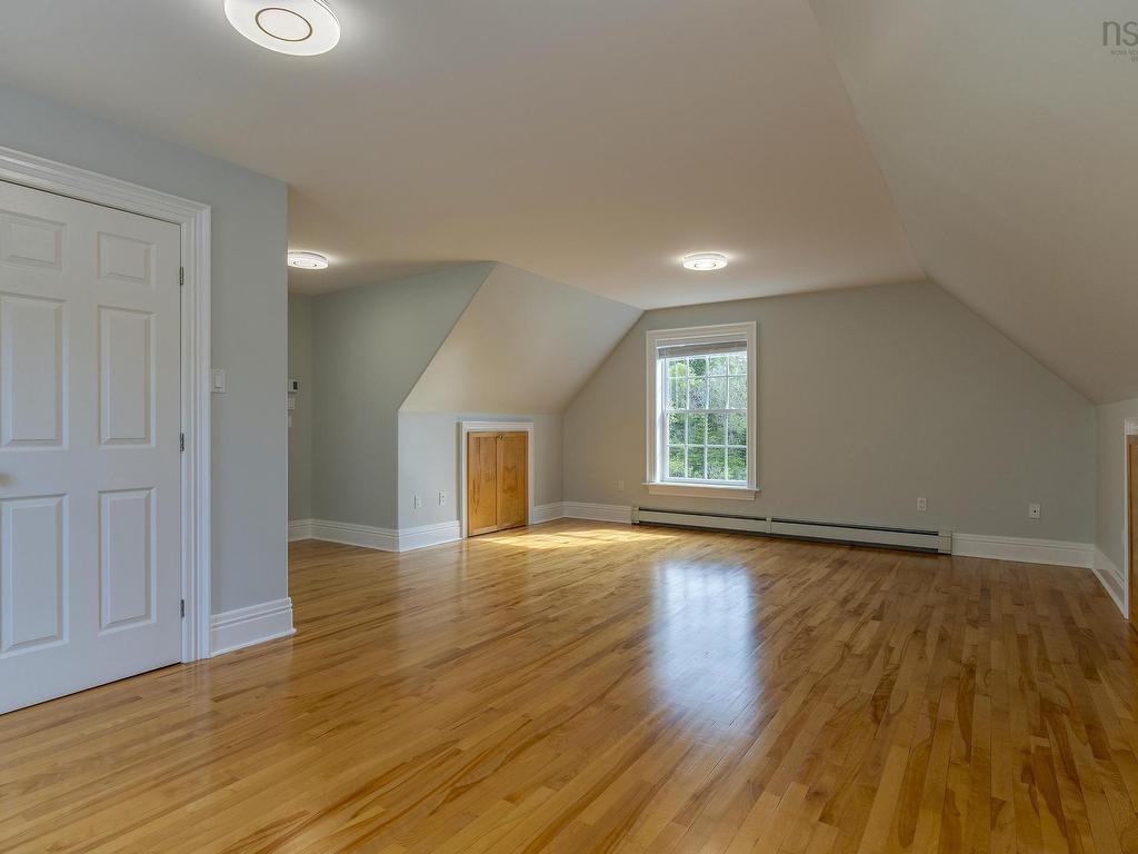 












16 Harvest Lane

,
Upper Tantallon,




NS
B3Z 1L3

